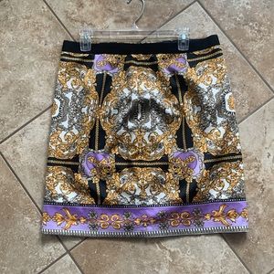 NWOT laundry Versace style skirt mini